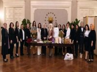 Emine Erdoğan'ın iftar sofrasında Adanalı bir iş kadını